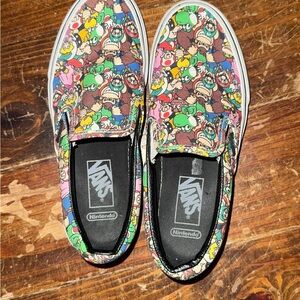 Vans Nintendo Slip-On Sneakers  Super Mario Print Size 6.5 Men/ 8 Women